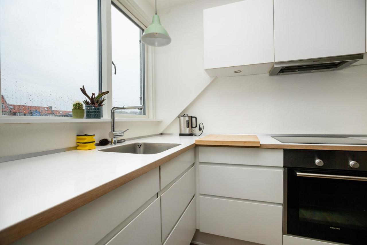Come Stay In Penthouse With Room For 2-People Århus Exterior foto